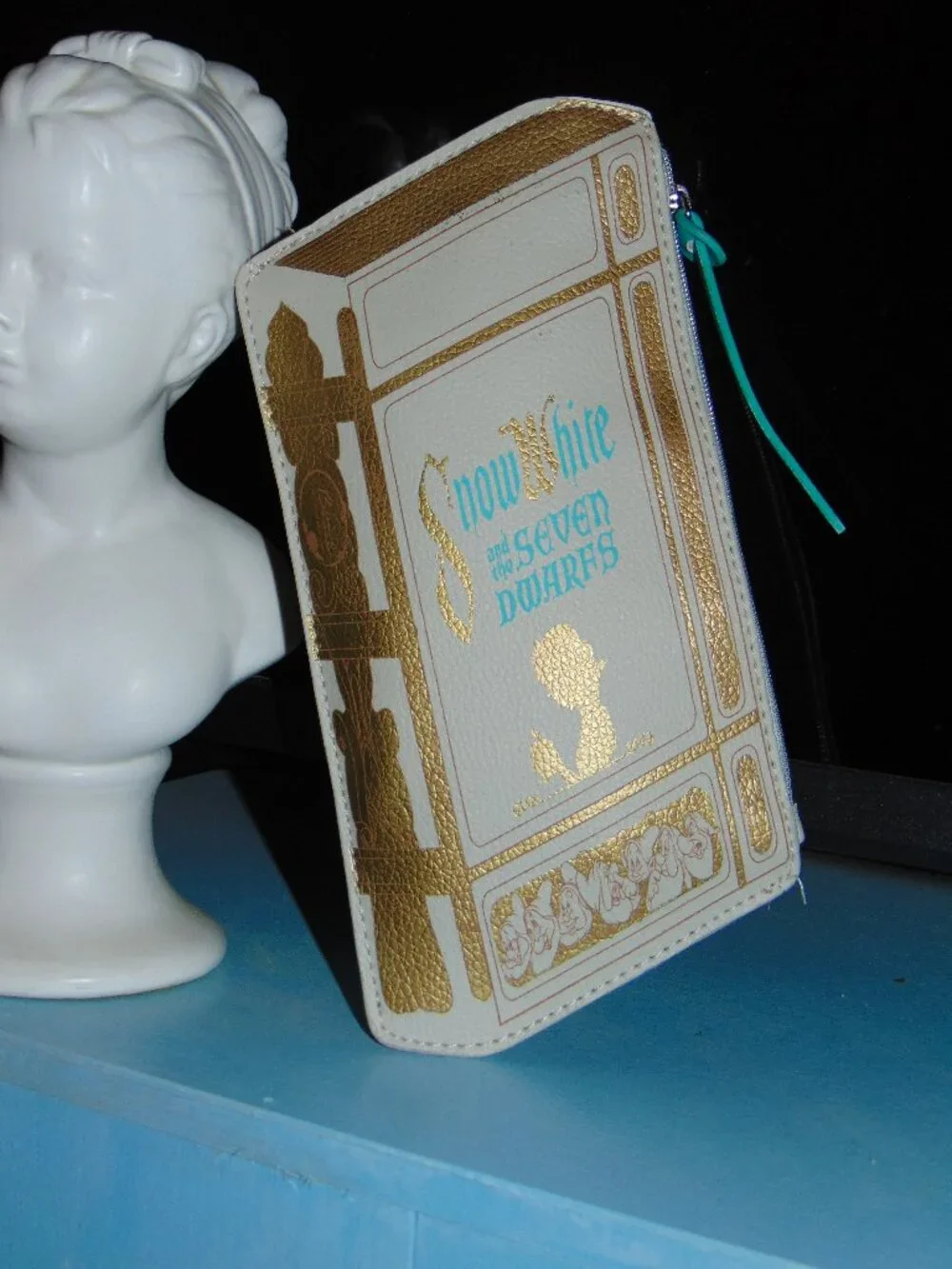 Disney × Besame Snow White & Seven Dwarfs 1937 Collection Makeup Bag Wallet